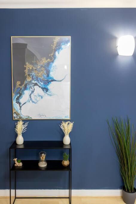 Morden London Apartment, By The Sea With Free Parking Exterior foto